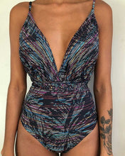 Load image into Gallery viewer, Sexy Backless Swimsuit