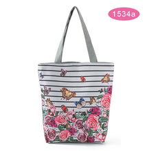 Load image into Gallery viewer, Floral Printed Beach Handbag
