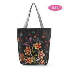 Load image into Gallery viewer, Floral Printed Beach Handbag